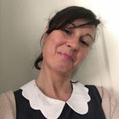 Foto von Violette Horn