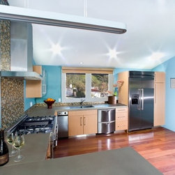 Grey Quartz Kitchen - Products