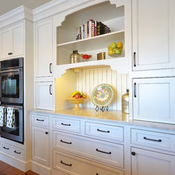 It takes a team to raise a kitchen!