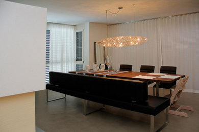 Modernes Esszimmer in Stuttgart
