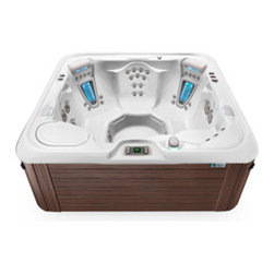 Vanguard&reg; - Hot Tubs