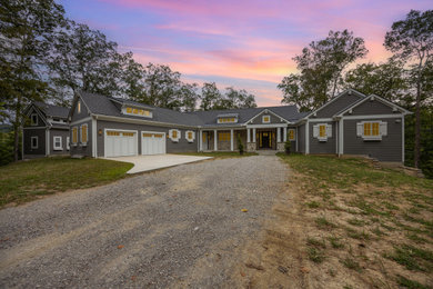 Inspiration for an exterior home remodel in Cincinnati