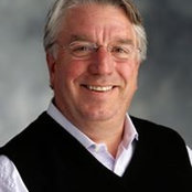 Lou Capozzis foto