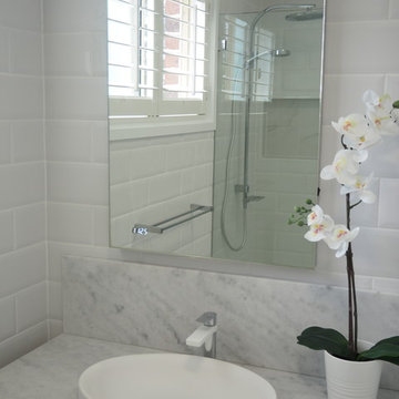 Traditional bathroom with grey colour pallette