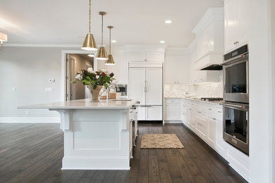 Cottage kitchen photo in Minneapolis