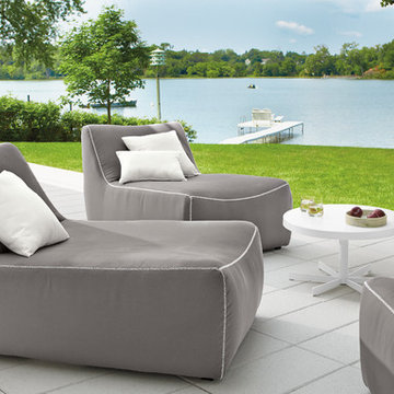 Maya Chaise