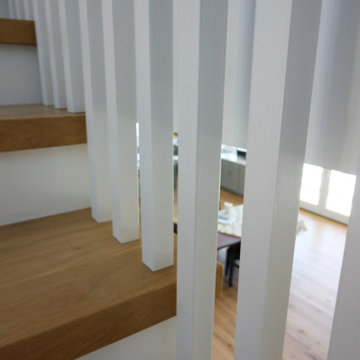 91_U-Shaped Floating Staircase Surrounded by Bucolic Mountain Views, Winchester,