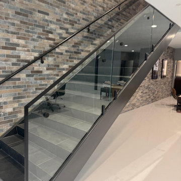 GLASS STAIR RAILING