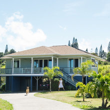 Sixpence Exterior