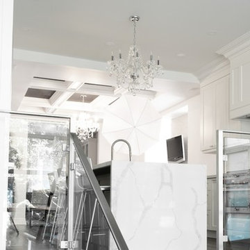 Custom kitchen - East Toronto