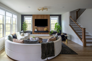 Example of an eclectic family room design in Baltimore