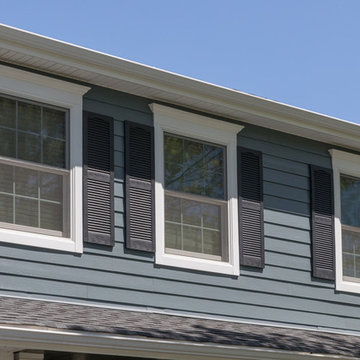 Evening Blue James Hardie Siding with Plum Creek Versetta Stone