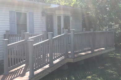Deck - craftsman deck idea in Nashville