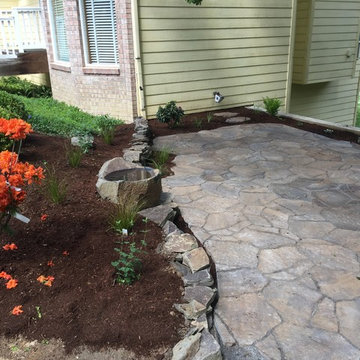 Side Yard Memorial Garden / Patio