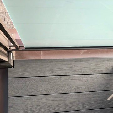 Aluminum and Etched Glass Balcony Railings - 134