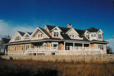 Hyannis House