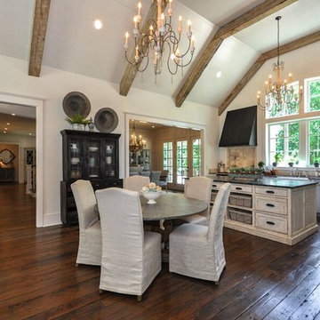 Kitchen Family Room