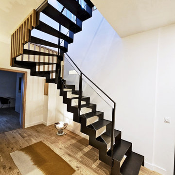 Rénovation d’une ancienne grange en pierre à Poleymieux-Au-Mont-d'Or (69)