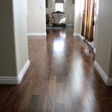 Walnut Natural Smooth Engineered Wood Floor