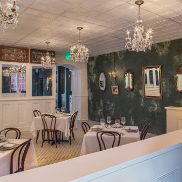 TUJAGUE'S RESTAURANT & BAR