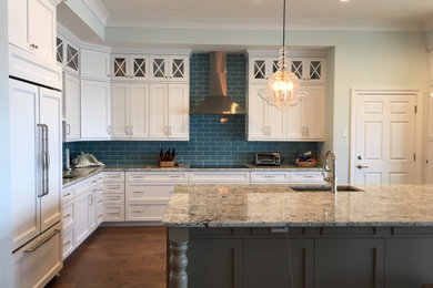 Inspiration for a coastal kitchen remodel in Jacksonville
