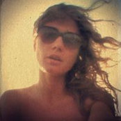 See Le's photo