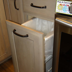 Laid Back Elegant - Kitchen Cabinetry