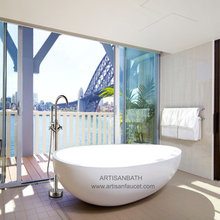 Freestanding bath faucet