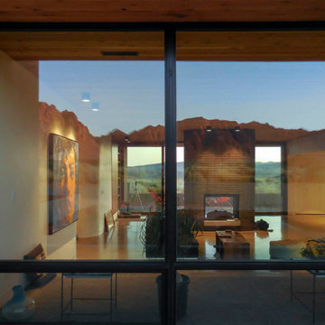 Taviawk Residence | Front Patio