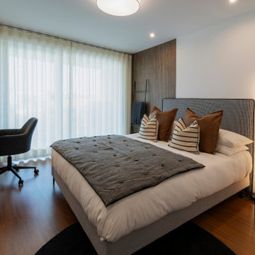 Bedroom Desk Area by the Window, Paço de Arcos