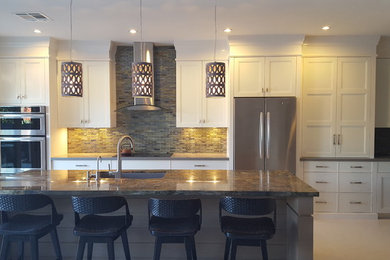 Example of a transitional kitchen design in Phoenix