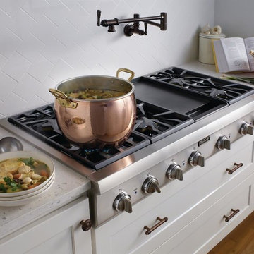 PROFESSIONAL SERIES 48 INCH RANGETOP PCG486GD - PORCELAIN RANGETOP