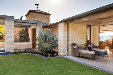 Design ideas for a country exterior in Sydney.