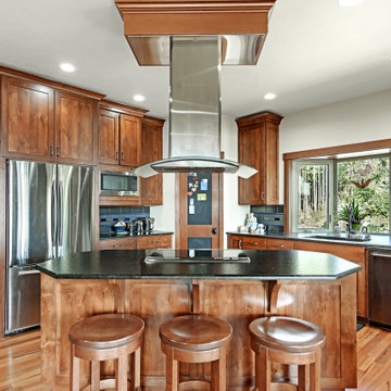 Transitional Kitchen