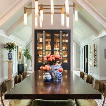 Art-filled Ranch on Natural Bridge