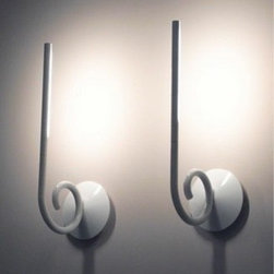 La Linea Wall Lamp \ Sconce By Flos Lighting - Wall Sconces