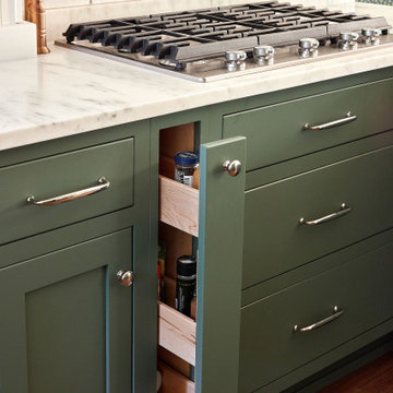 The Classic Cottage Revival Kitchen