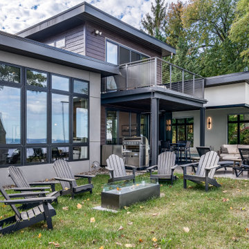 Lake Ontario Residence