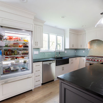 Modern Update to 1940s Kitchen