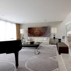 The elegant rug with the shiny circles - Hampstead Project - Area Rugs