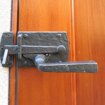 Bronze Gate Latch - Arch