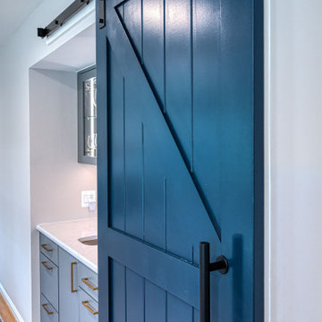 Oakton Transitional Kitchen Remodel