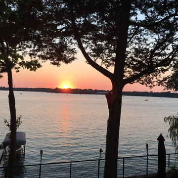 FOR SALE! PINE LAKEFRONT WITH BLOOMFIELD HILLS SCHOOLS