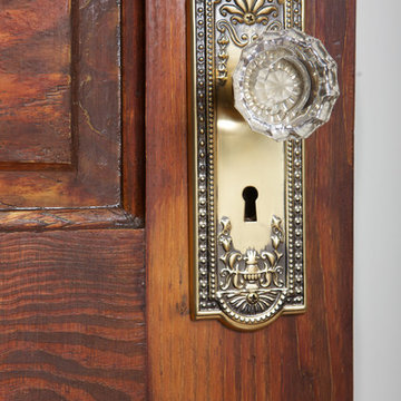 Full House crafstman renovation with victorian elements