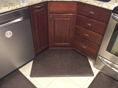 Love this corner sink  Kitchen mats floor, Kitchen rugs sink