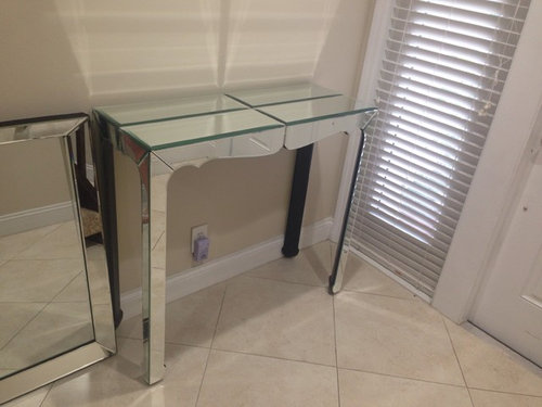 Mirrored Console Table For Entry Way I Would Like To Put The Mirror That S Next It Above Table But Don T Want Everything Look Too Gotti Any Help Be Appreciated