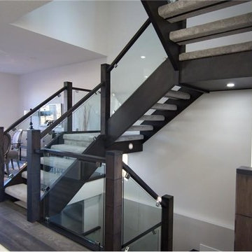 19 AV NW Duplex