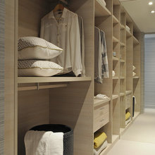 walk in wardrobe