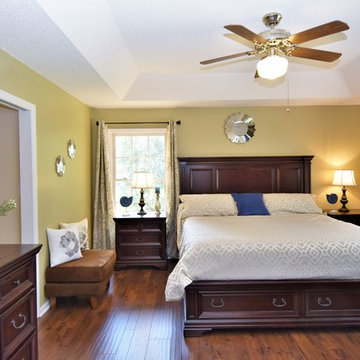 Staging this beautiful house with a challenging kitchen.