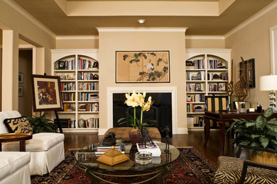 Elegant living room photo in Dallas
